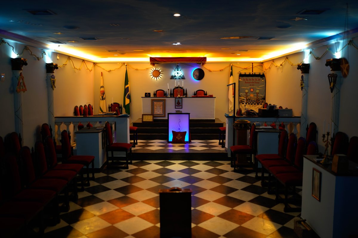 Masonic Lodge of São Lourenço. The lodge I attend, small and just. Its full name is August and Respectable Symbolic Lodge Beneficente de São Lourenço No. 1370, or ARLS Beneficente de São Lourenço.